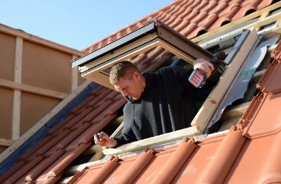 Pose de fenêtres de toit Velux à Troche